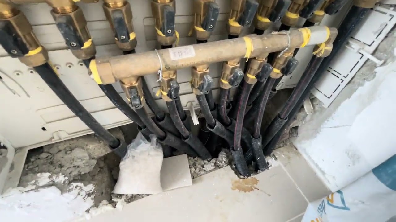 CASA EN VENTA CON BUENA ESTRUCTURA ES TU OPORTUNIDAD 829-494-1242 🇩🇴