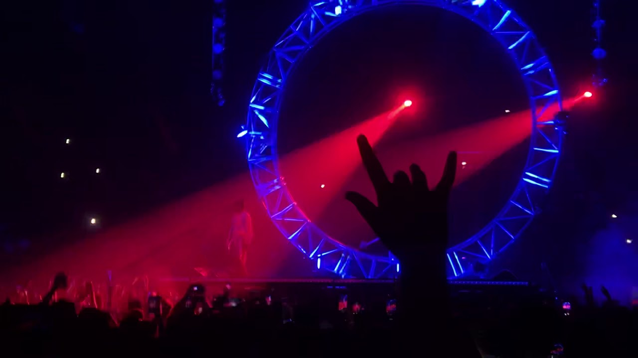 Travis Scott “STARGAZING” Live @ Astroworld Tour