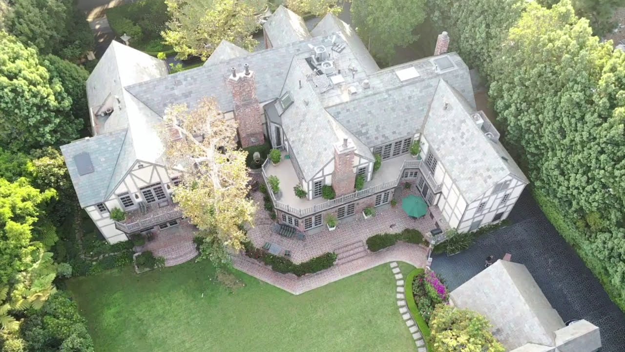 Exclusive Highlights of The Famed Warner Estate | 1006 Rexford Drive