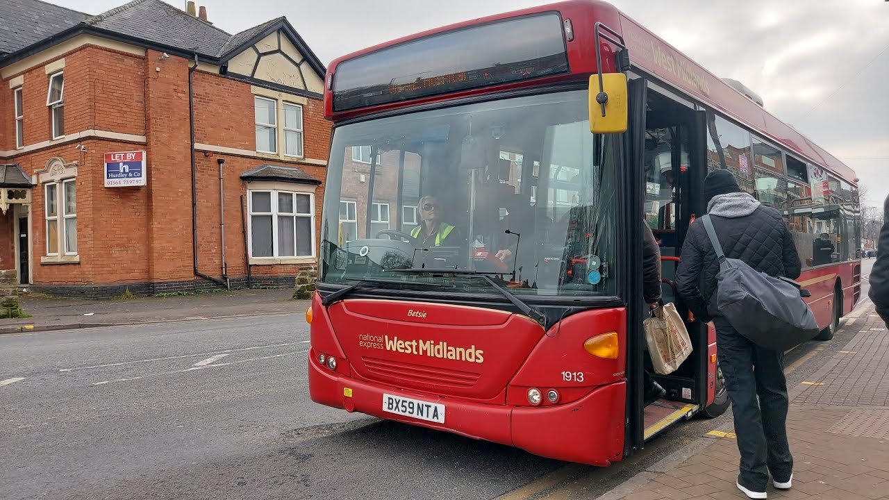 *Diversion* NXWM Scania Omnilink 1913 'Betsie' on route 76 to Solihull Station