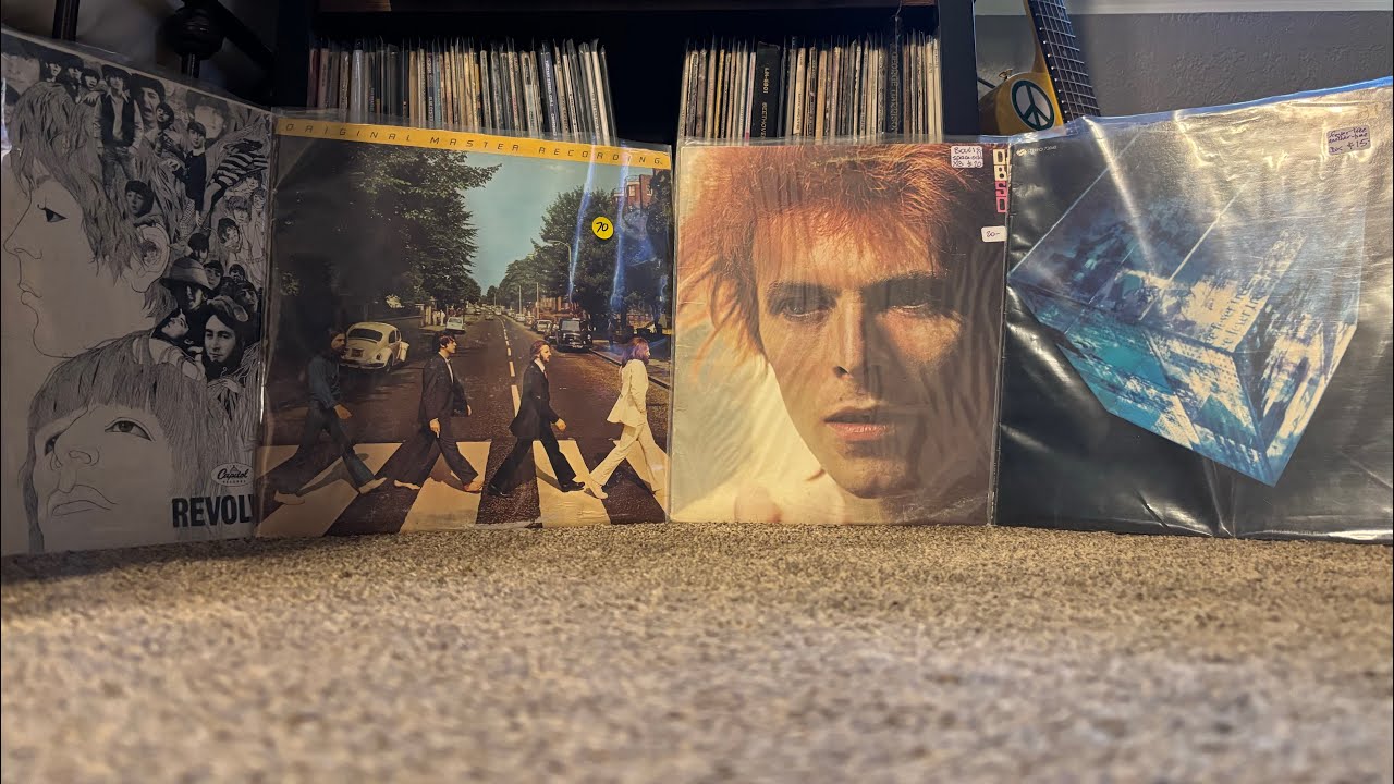 Vinyl haul #1 #vinyl #records #cool #thebeatles #davidbowie #albums #vinylrecords #songs #video 