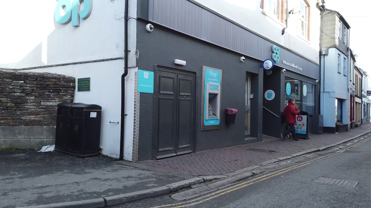 A walk around Millbrook Streets in Cornwall.