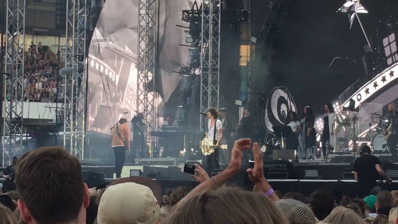 Håkan Hellström - Hurricane Gilbert (Live at Ullevi 2016-06-04)