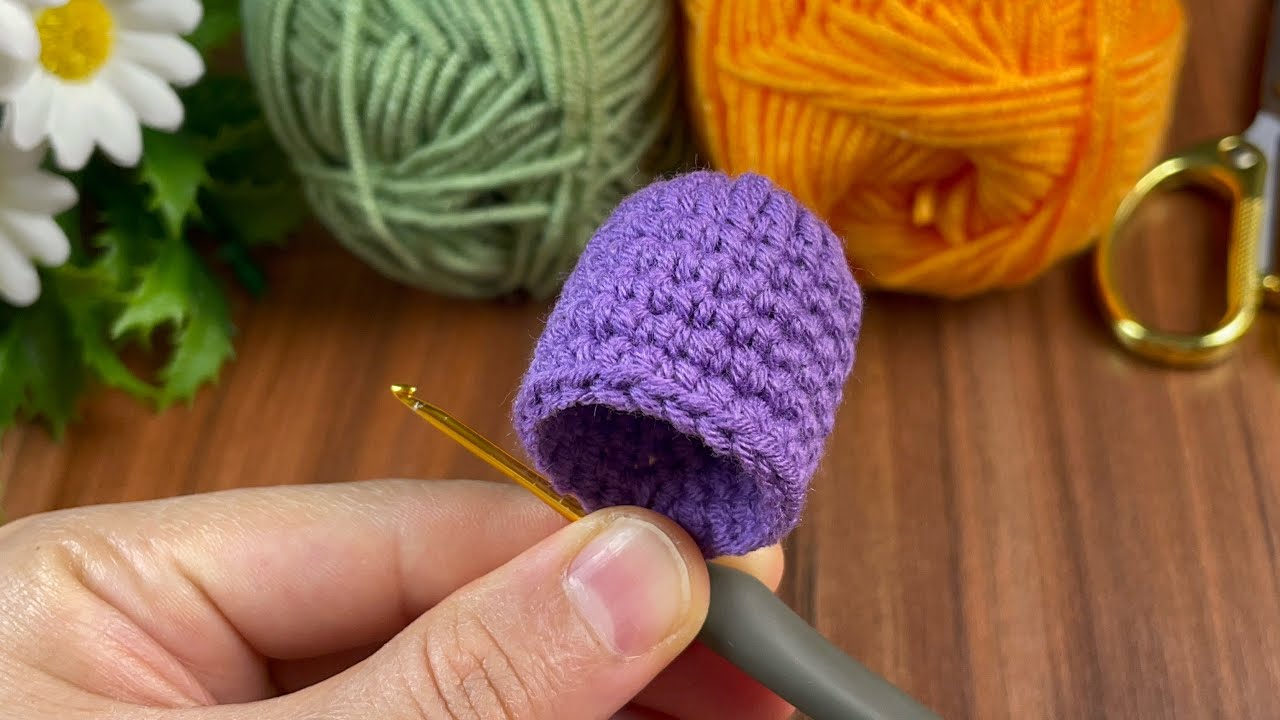 Very Easy Hat Keychain Making