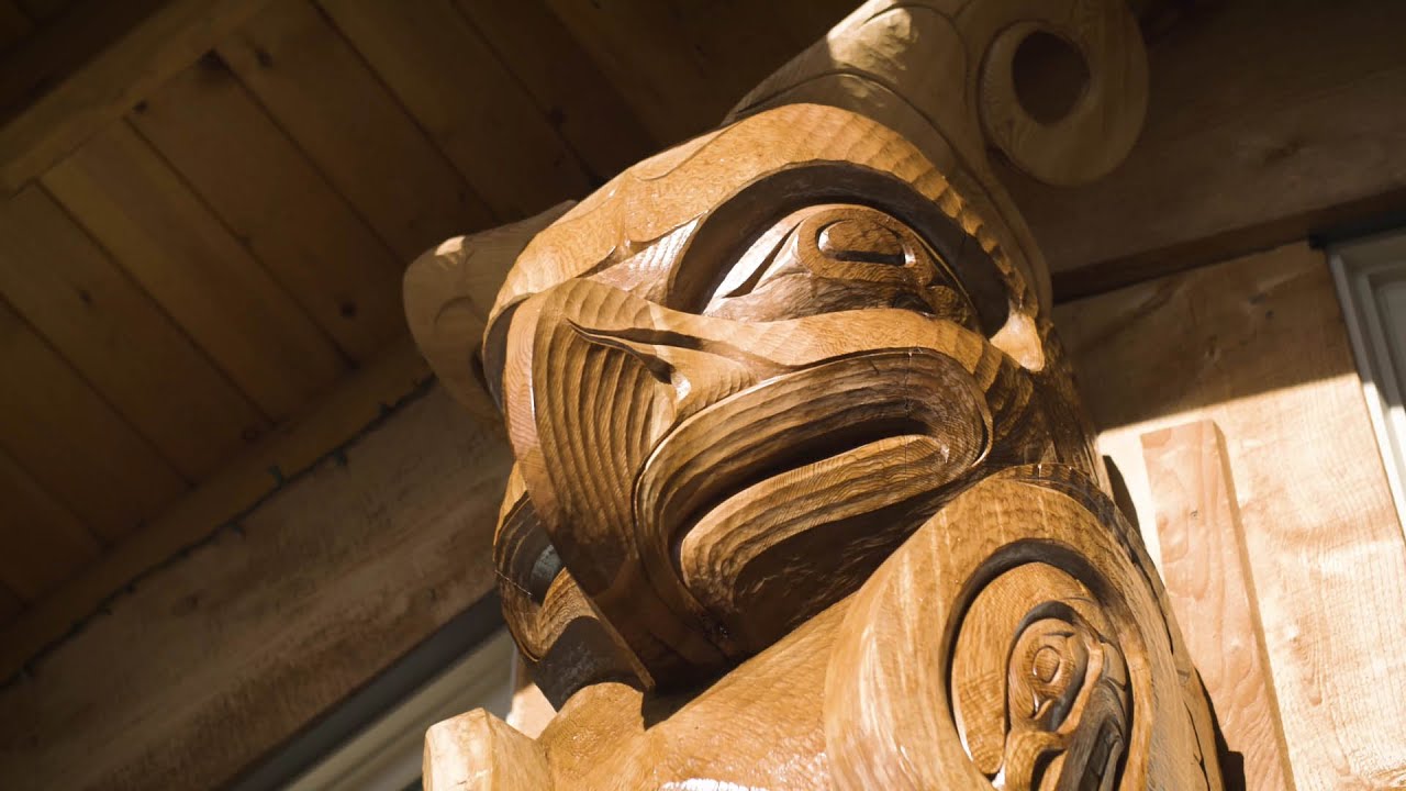 Gallery Totem Pole by Karver Everson with Junior Henderson | Northwest Coast Art