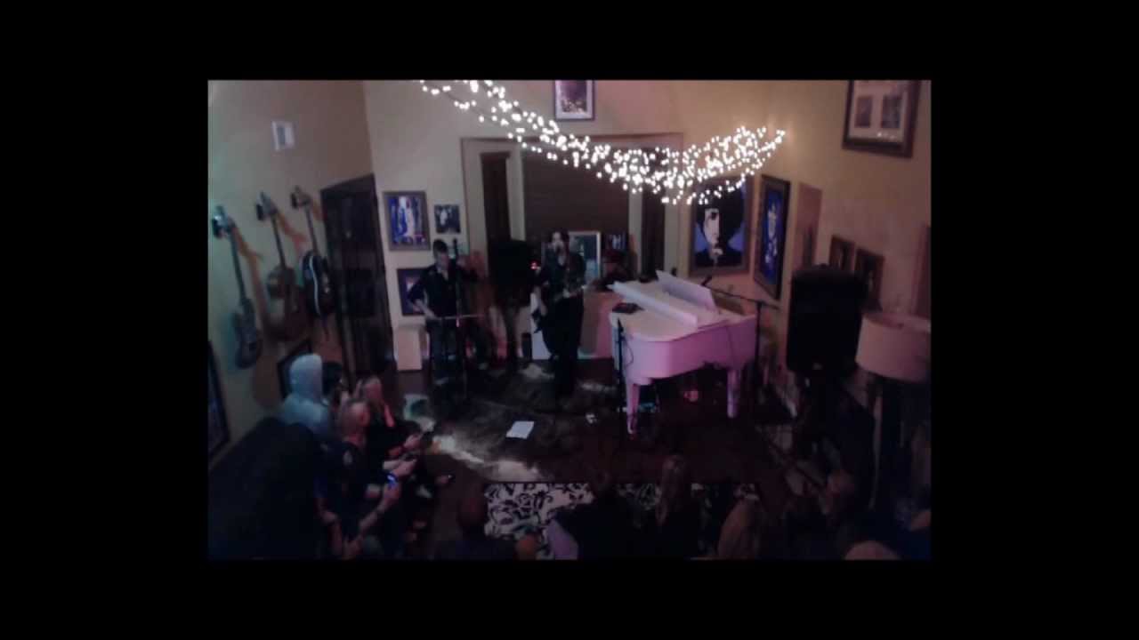 Alex Band - Locked Out Of Heaven Cover