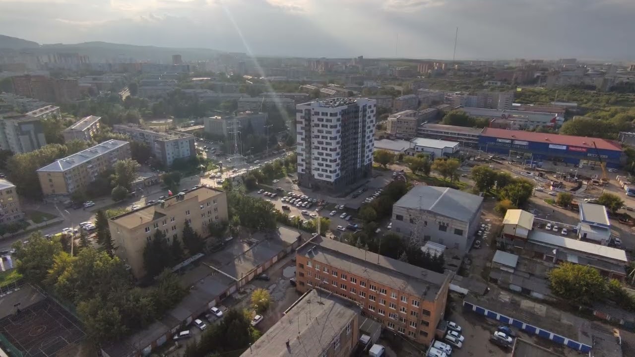 Красноярск, Август 2024 год, высотка по адресу Высотная улица, 2В/2