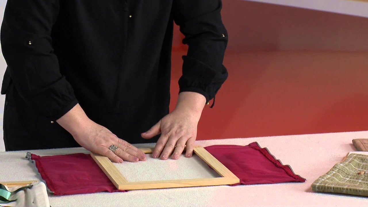 Canal-Autisme_ Nelly-Coroir_Autisme&Montessori_2.3.1.Les cadres d’habillage