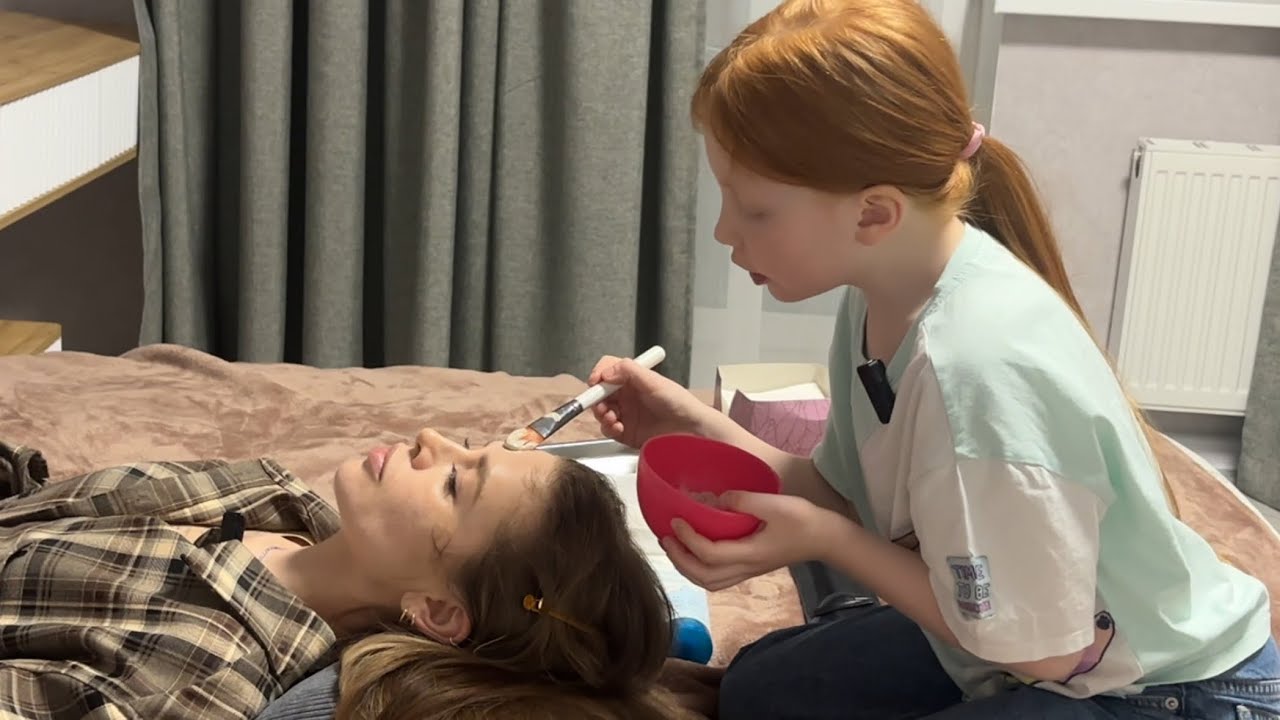 ASMR with niece | АСМР | племянница делает маску