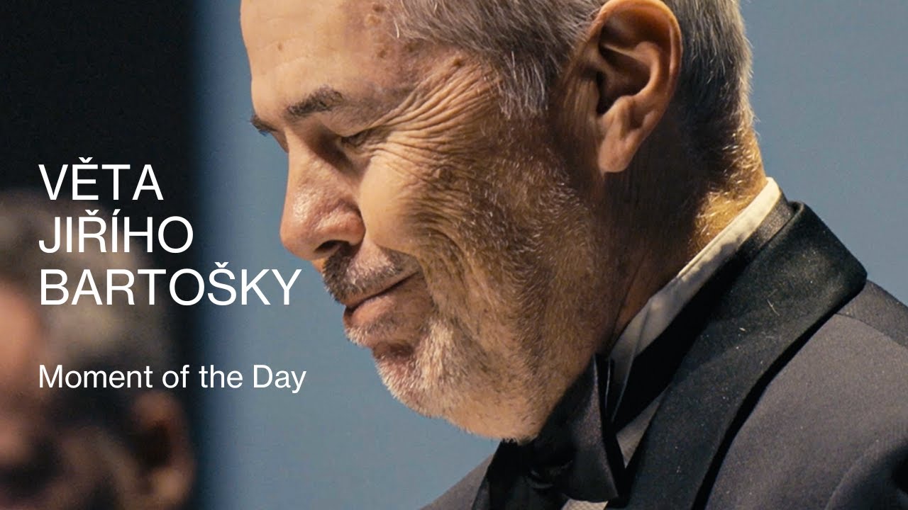 KVIFF 2025 &ndash; Moment of the Day &ndash; Věta, kterou um&iacute; ř&iacute;ct jen Barť&aacute;k | A memorable phrase of J.Barto&scaron;ka