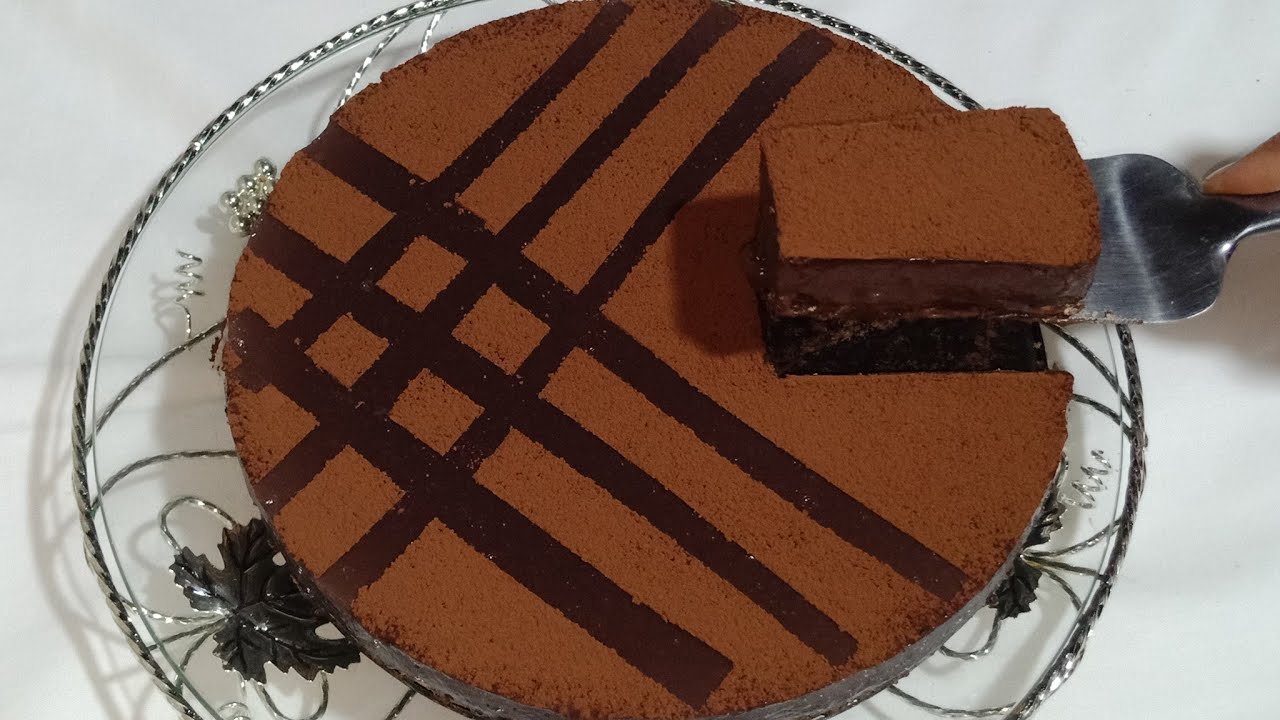 طورطة ادهشت عائلتي بلذتيها، في 10 دقائق ، بدون فرن،و بدون جلاتين، تستحق التجربة 😋😋😋