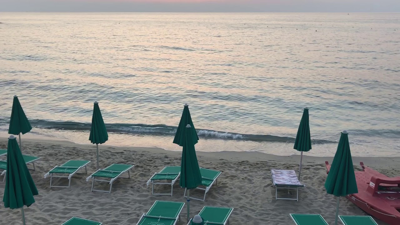 Villaggio Torre Ruffa sul mare, la spiaggia.
