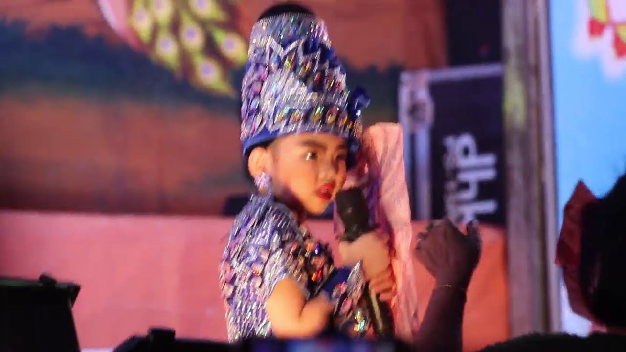 เพลงใหม่ของพี่เบ๊นซ์ เก่งจังเลยคับ ดูกี่ครั้งๆก็ทึ่งในความสามารถของน้อง : ไว้ครูคณะศรรามน้ำเพชร