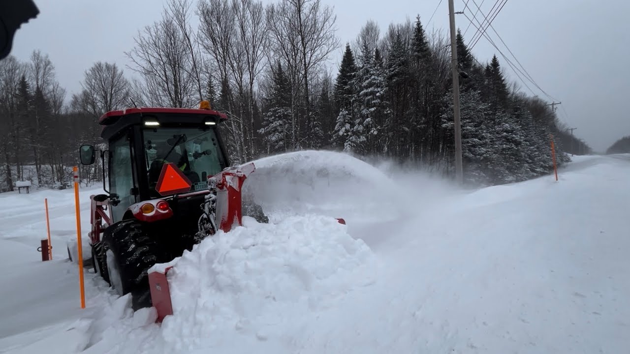 Storm after storm / TYM T474 tractor / Pronovost Puma 72’’ Snowblower