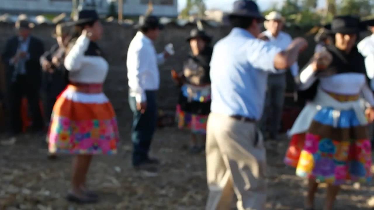 SANTIAGO 2015 HUAYUCACHI FAMILIA UNSIHUAY #01