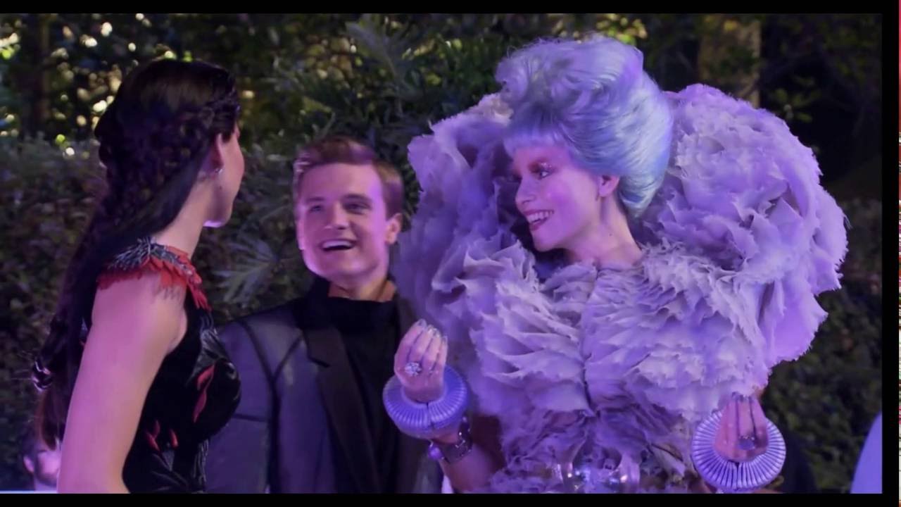 Josh Hutcherson & Jennifer Lawrence (bts of Catching fire)