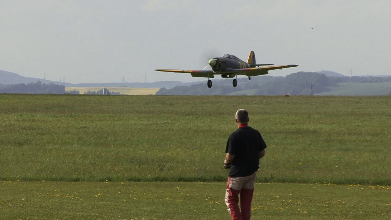 Big RC Hawker Hurricane Nice Landing