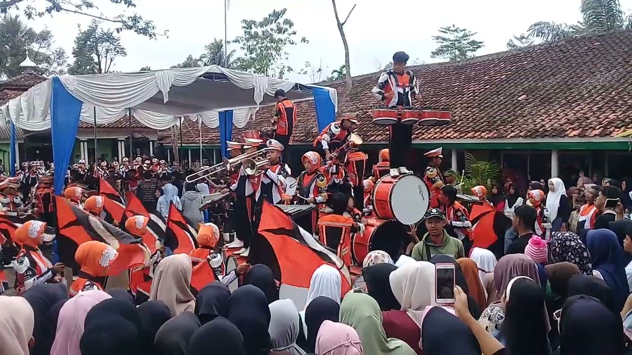 Atraksi drumband rma .