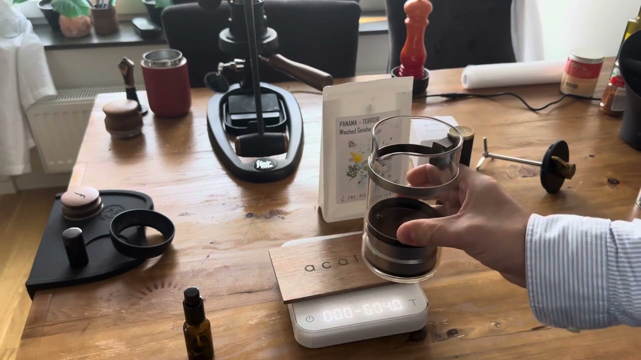 Morning rituals with the bird brewer from Weber workshops