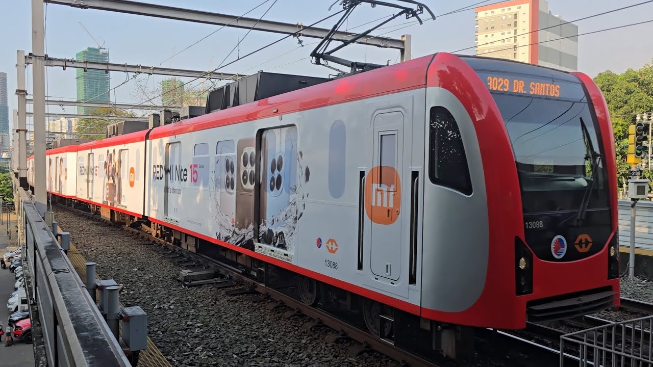 LRT-1 4G Set 22 with the Redmi Note 15 series wrap ad feat. SB19 (19 Jan 2026)