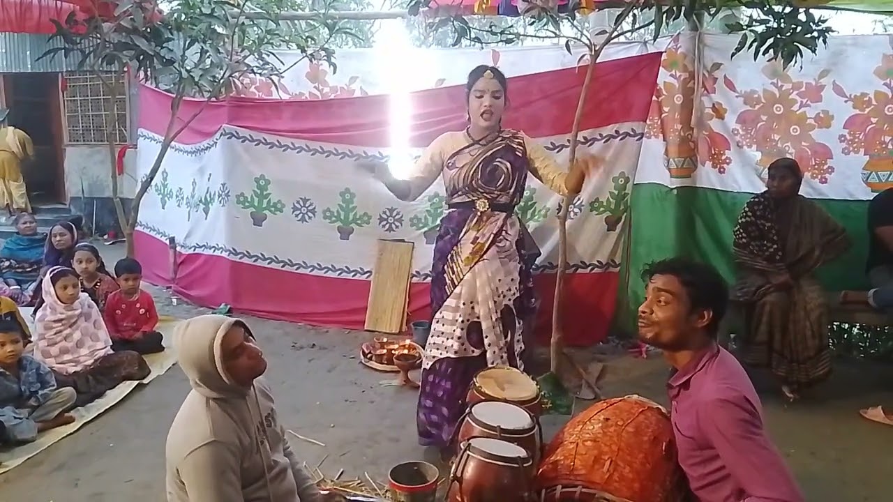 শিল্পী পাখির কন্ঠে একটি গান 