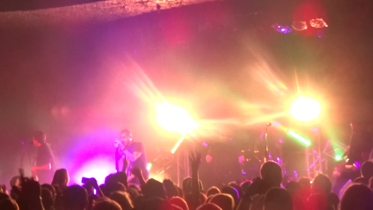 Yellowcard- 