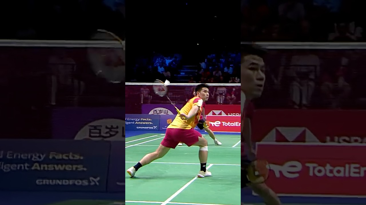 These trick shots are wild! 🤯 #throwback #BWFWorldChampionships #badminton