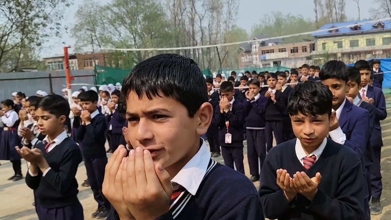 Beautiful morning assembly 🌼 by child carving public school kids ❤️🌼 #morning #school #schoollife