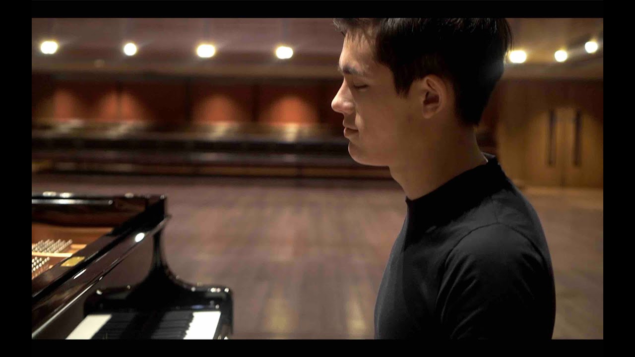 George plays Prokofiev Toccata in an Empty Hall