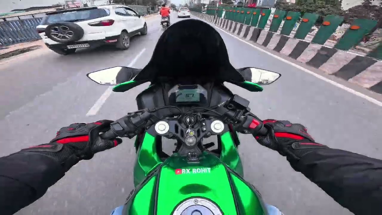 R15 V4 Pure Sound // Downshift + Akrapovic Exhaust // 4K Raw Uncut