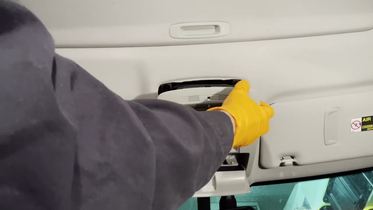2010-2015 Lexus RX350 RX450h Map Light And Sunroof Control Assembly Replacement Instructions