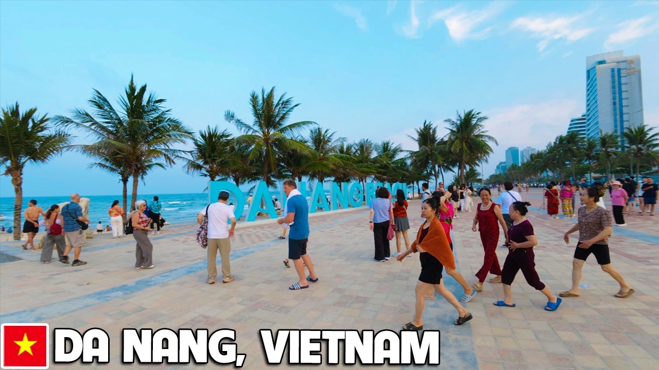 Vietnam Da Nang Beach Packed With Locals & Tourists at 5 PM | Everyone Comes Out to Enjoy the Ocean