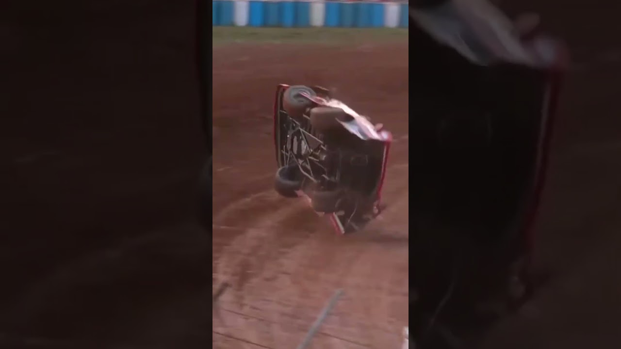 😳 Big flip flashback to Josh Ferry getting upside down at Lernerville Speedway (2024)