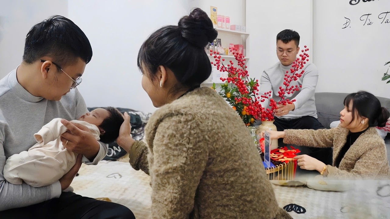 No Matter the Hardship, Toan and Trang Stay Together and Find a Quiet Happiness