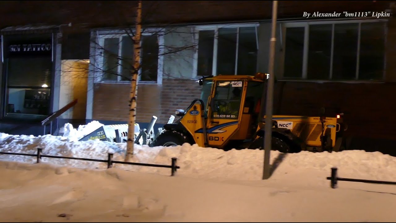Wille 655B - Wille 15 05K snowbucket with wings / flipperbucket in snow clearing