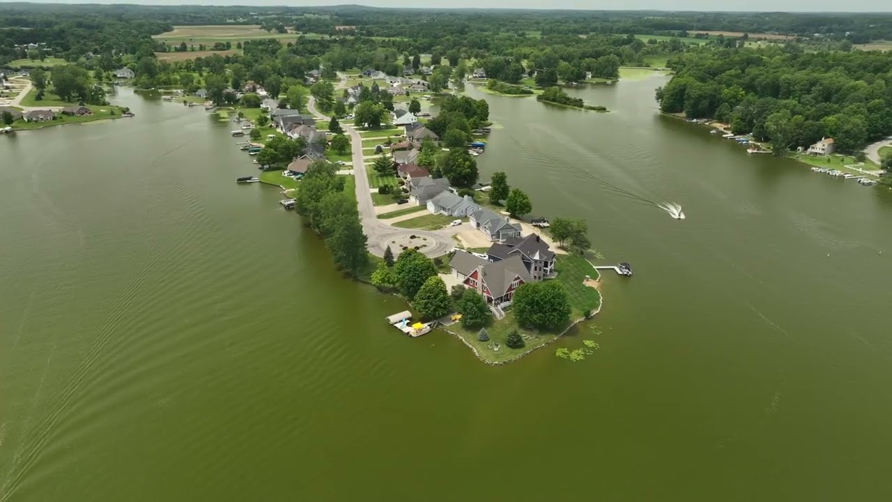 Loch Erin Michigan: Private All-Sports Lake Life in the Irish Hills (2026)