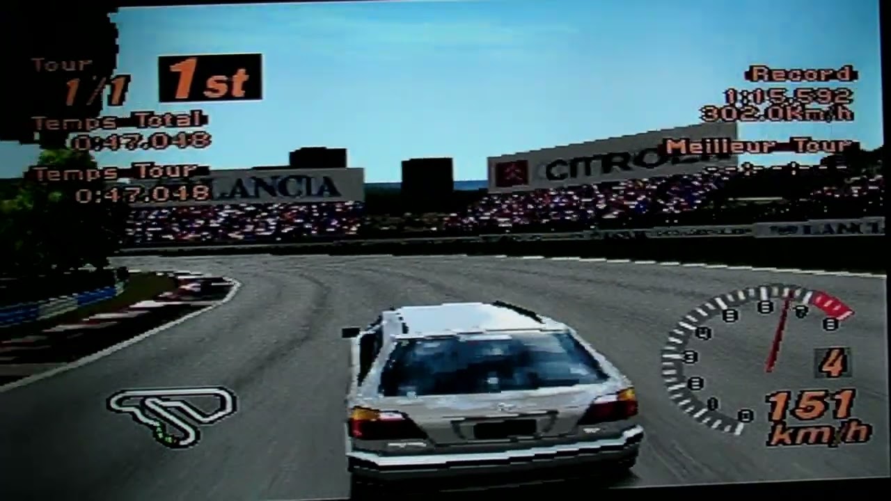 Gran Turismo 2 : Apricot Hill Speedway (Nissan Primera Wagon)