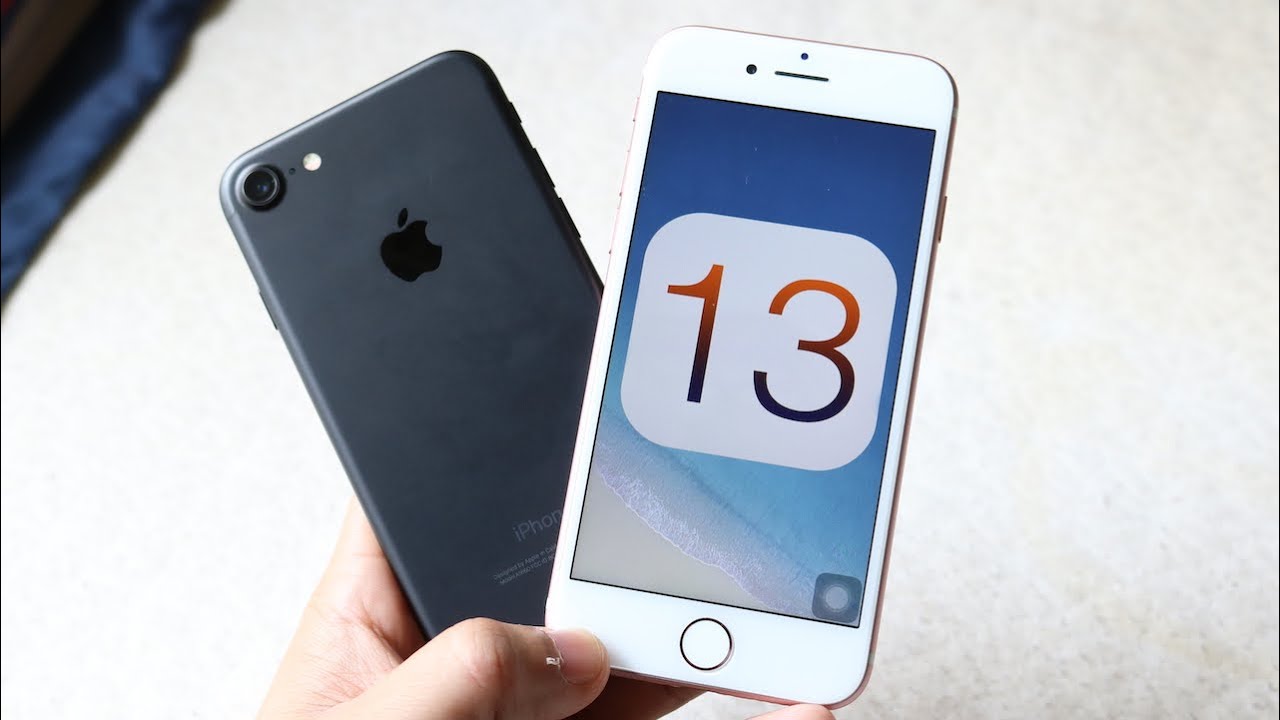 iOS 13 Is AMAZING On iPHONE 7!