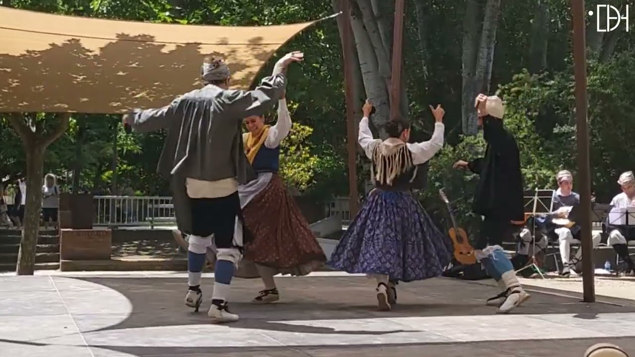 Jota con la Agrupación Folklórica Santa Cecilia de Huesca