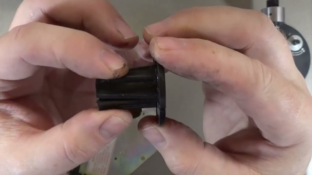 Goodwill Find Micro Seki MB 10 Turntable Repair Part 1 - Initial Evaluation and Spindle Repair