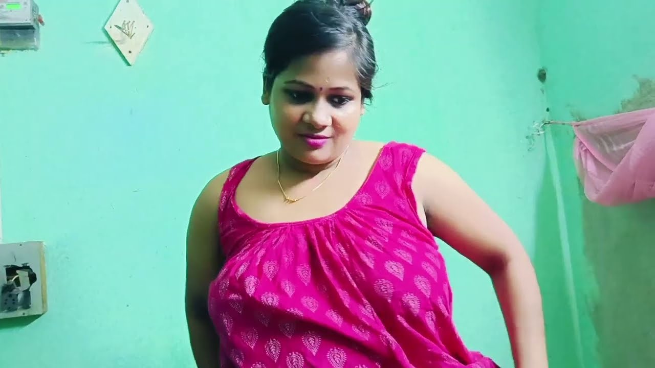 সারা দিন সংসারের কাজ করতে গিয়ে আর পারি না 😅