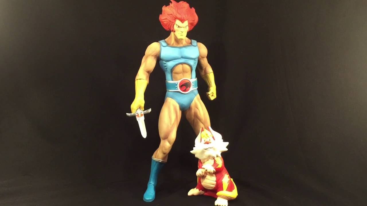 Unboxing Mezco Toyz Mega Scale Thundercats Classic Lion-O & Snarf