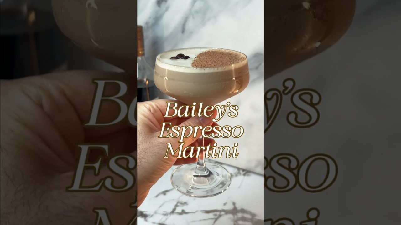 ☕🍸 Baileys Espresso Martini with a Cocoa Twist &ndash; The Perfect Coffee Cocktail!