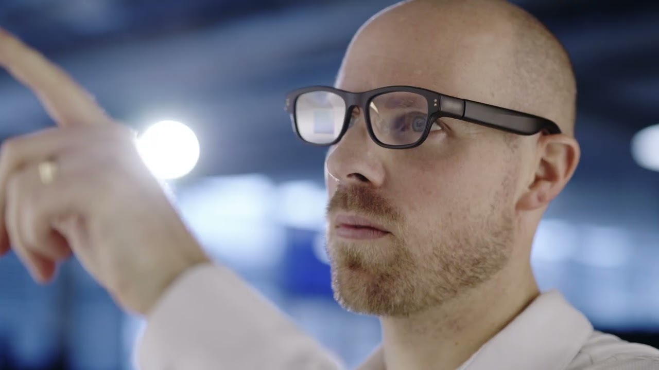 Geometric reflective waveguides are real: How SCHOTT produces key parts of today's smart glasses