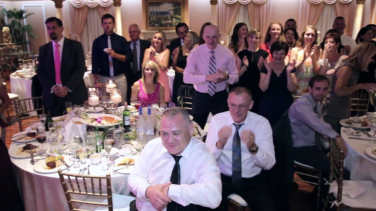 BEST GROOMSMEN DANCE !