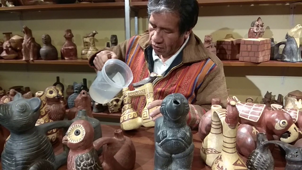 Water whistling bottles - vasijas silbadoras de agua