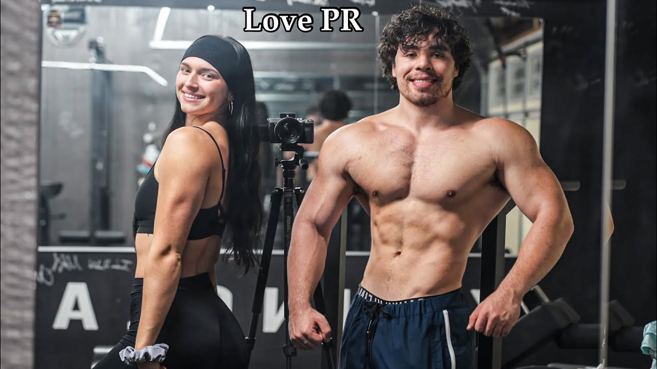 Chest Day w/ My Girlfriend (LOVE PR)
