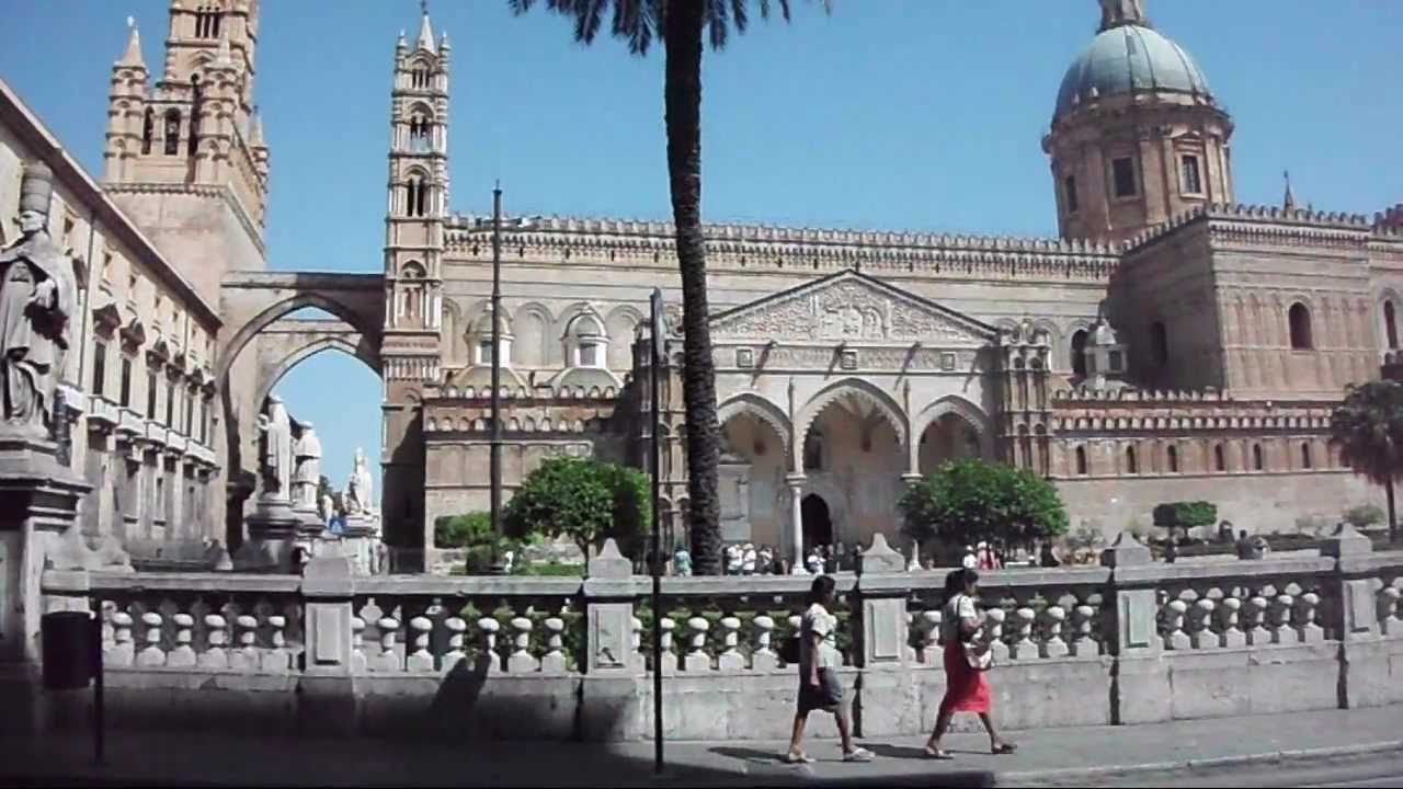 In giro per la città di Palermo