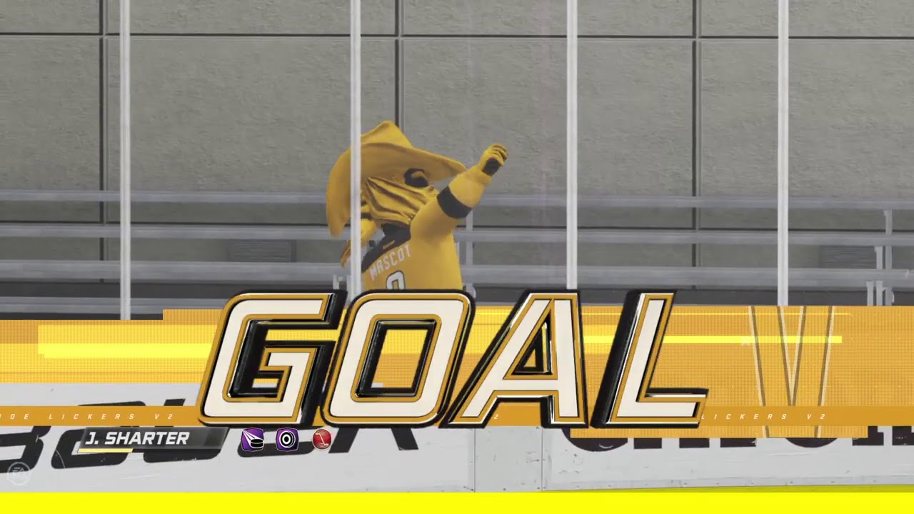 NHL&reg; 21 poke checks work again