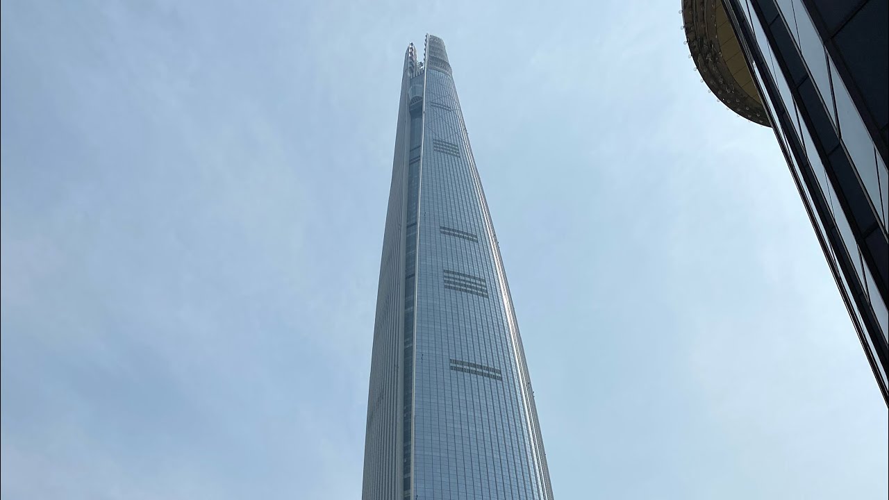 Lotte World Tower | IT’S LIFT TOUR TIME!